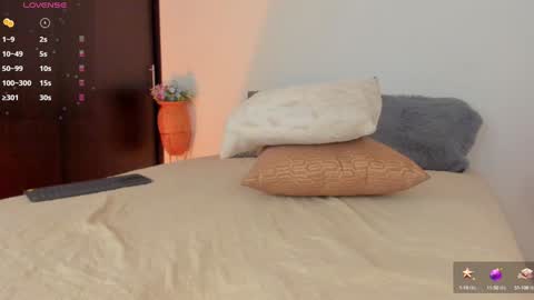 Snapshot of fay_miller2 chatting on 01/22/25, 03:41 welcome to my world online show from 01/22/25, 03:41