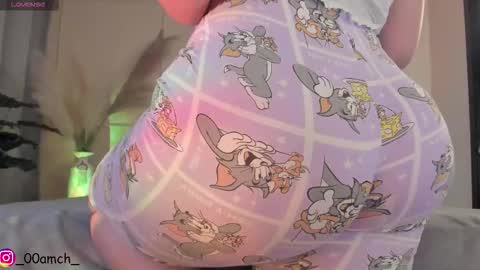 welcome to my world  online show from 12/21/25, 10:17