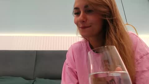 Snapshot of fayko21 chatting on 09/16/25, 09:38 fayko21 online show from 09/16/25, 09:38