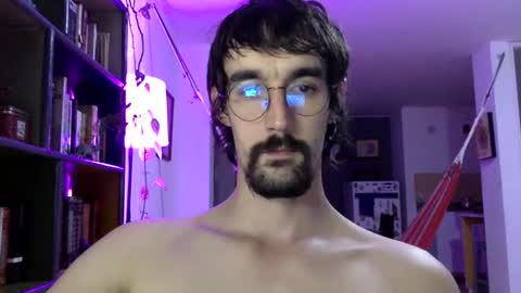 Snapshot of fazzbinderx chatting on 12/30/24, 04:09 fazzbinder online show from 12/30/24, 04:09