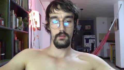 Snapshot of fazzbinderx chatting on 01/12/25, 04:10 fazzbinder online show from 01/12/25, 04:10