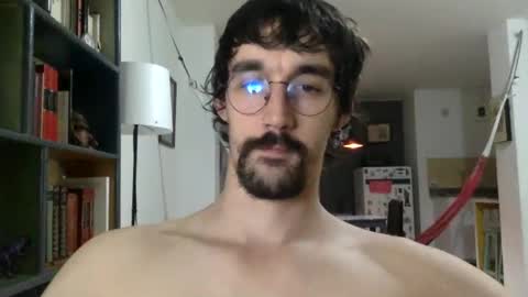 Snapshot of fazzbinderx chatting on 11/11/25, 02:22 fazzbinder online show from 11/11/25, 02:22