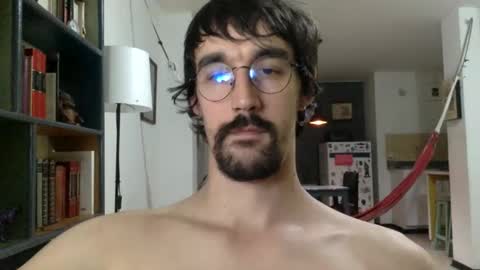 Snapshot of fazzbinderx chatting on 11/12/25, 04:02 fazzbinder online show from 11/12/25, 04:02