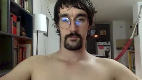 Snapshot of fazzbinderx chatting on 11/19/25, 03:28 fazzbinder online show from 11/19/25, 03:28