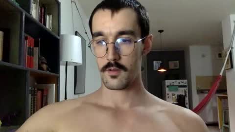 Snapshot of fazzbinderx chatting on 02/02/26, 01:15 fazzbinder online show from 02/02/26, 01:15