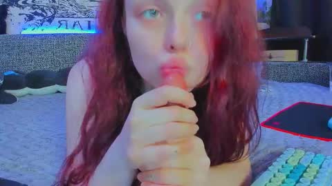 Diva online show from 11/19/25, 02:11