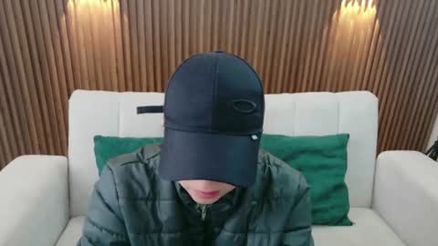 Snapshot of feelina_firesoul chatting on 07/11/26, 06:54 Feelena online show from 07/11/26, 06:54