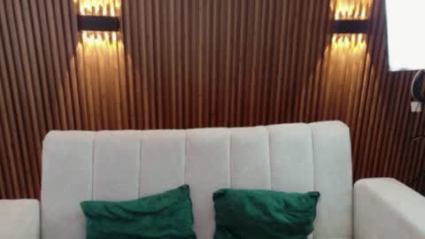Snapshot of feelina_firesoul chatting on 08/05/26, 01:25 Feelena online show from 08/05/26, 01:25