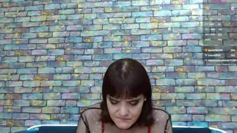 Laura online show from 02/01/25, 08:58