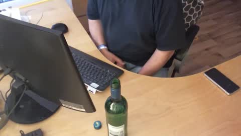 feet4u_barefooter online show from 10/02/25, 04:58