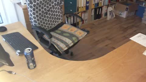 feet4u_barefooter online show from 06/19/26, 07:28