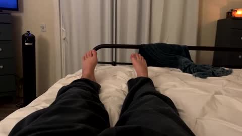 FEETOMINES online show from 12/09/24, 03:07