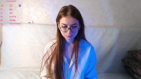 Hi Im Milly  nice 2 meet u 3 online show from 04/11/26, 03:27