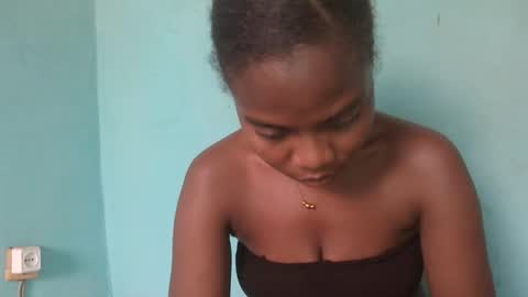 felanaa online show from 04/05/26, 12:13