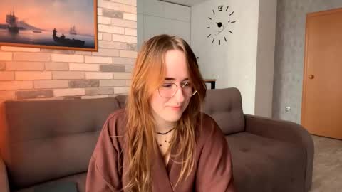 Mary online show from 03/28/26, 05:18