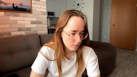 Mary online show from 03/29/26, 04:34