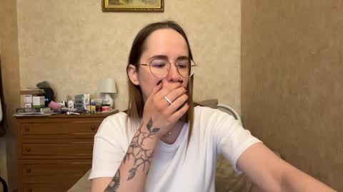 Mary online show from 04/09/26, 07:14