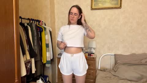 Mary online show from 04/10/26, 07:46