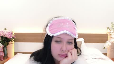 Snapshot of felicia_herceg chatting on 10/22/25, 09:20 Felicia Herceg online show from 10/22/25, 09:20