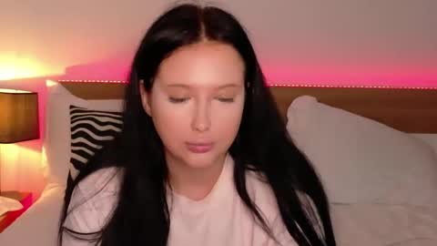 Snapshot of felicia_herceg chatting on 11/08/25, 11:25 Felicia Herceg online show from 11/08/25, 11:25