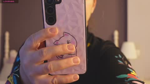 Snapshot of feliciakrige chatting on 02/04/25, 08:38 FeliciaKrige online show from 02/04/25, 08:38