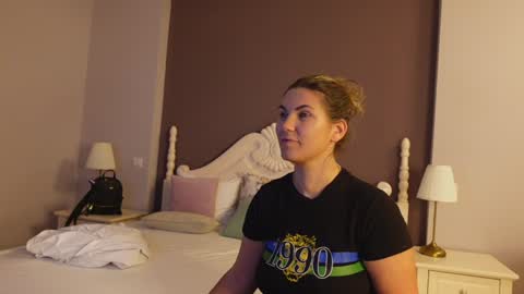 Snapshot of feliciakrige chatting on 02/05/25, 09:29 FeliciaKrige online show from 02/05/25, 09:29