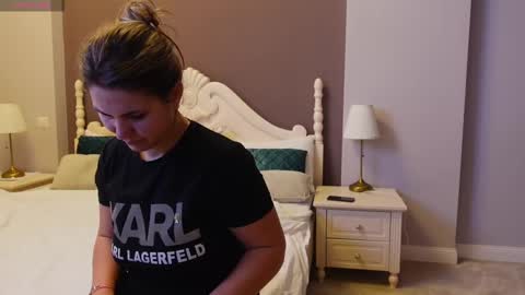 Snapshot of feliciakrige chatting on 03/02/25, 08:50 FeliciaKrige online show from 03/02/25, 08:50