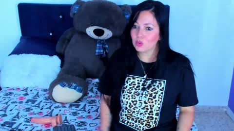 felina online show from 01/21/25, 04:58