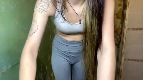 Lola online show from 04/20/26, 09:05