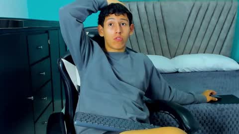 felipehot_gonzales online show from 09/09/25, 12:59