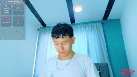 felipehotgonzalez online show from 12/15/25, 12:53