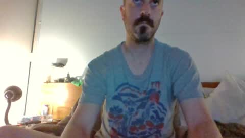 felipesmg2 online show from 11/25/25, 11:32