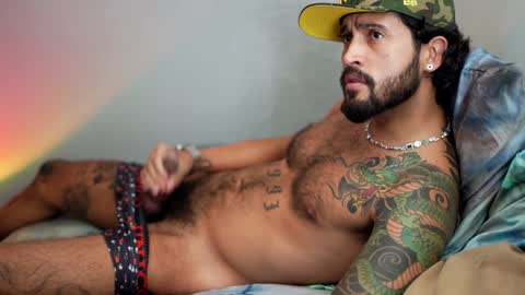 Snapshot of felix_candela chatting on 12/23/24, 07:30 Felix Candela online show from 12/23/24, 07:30