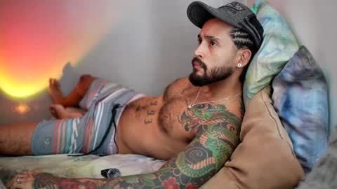 Snapshot of felix_candela chatting on 01/02/25, 05:50 Felix Candela online show from 01/02/25, 05:50