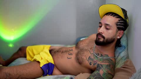 Snapshot of felix_candela chatting on 01/05/25, 06:02 Felix Candela online show from 01/05/25, 06:02