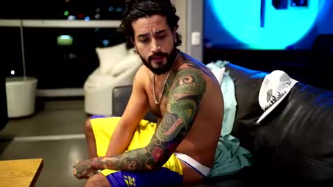 Snapshot of felix_candela chatting on 01/18/25, 04:48 Felix Candela online show from 01/18/25, 04:48