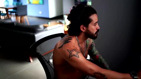 Snapshot of felix_candela chatting on 02/02/25, 01:41 Felix Candela online show from 02/02/25, 01:41