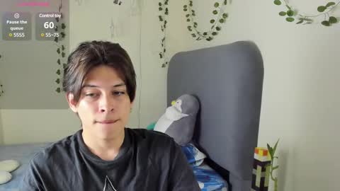 Snapshot of felix_leex chatting on 01/26/25, 07:20 Felix leex online show from 01/26/25, 07:20