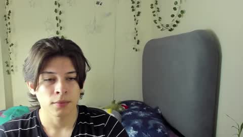 Snapshot of felix_leex chatting on 02/19/25, 08:10 Felix leex online show from 02/19/25, 08:10