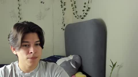 Snapshot of felix_leex chatting on 02/23/25, 07:49 Felix leex online show from 02/23/25, 07:49