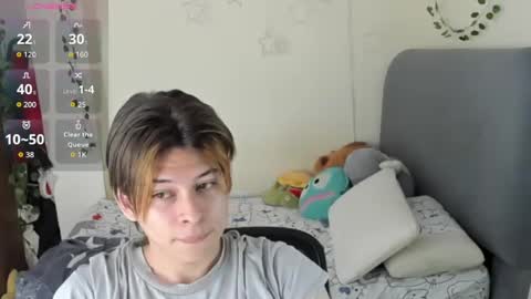 Snapshot of felix_leex chatting on 11/22/25, 07:02 Felix leex online show from 11/22/25, 07:02