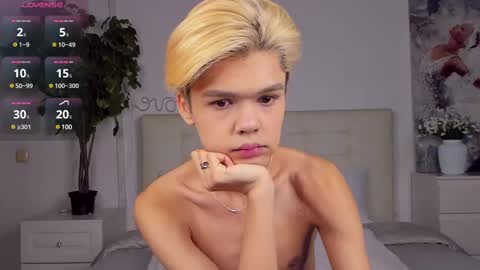 Snapshot of felix_rey chatting on 03/01/25, 06:24 Felix online show from 03/01/25, 06:24