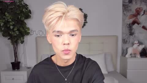 Felix online show from 12/16/25, 06:46