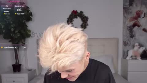 Felix online show from 12/19/25, 07:32