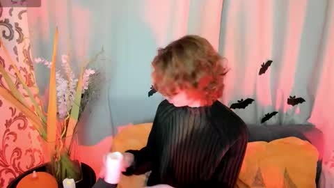 Snapshot of felixorange_ chatting on 11/02/25, 04:37 Felix online show from 11/02/25, 04:37