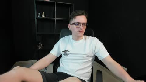 FelixStark online show from 05/08/26, 05:02