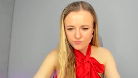 felorina online show from 04/16/26, 09:39