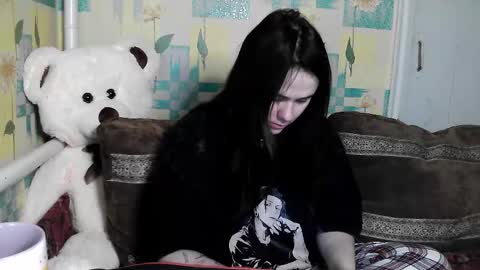 Snapshot of felvivalkitty chatting on 10/25/25, 09:39 Seva online show from 10/25/25, 09:39