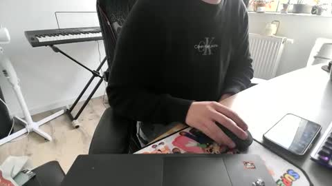 fem_alice_louis_dom online show from 04/04/26, 09:40