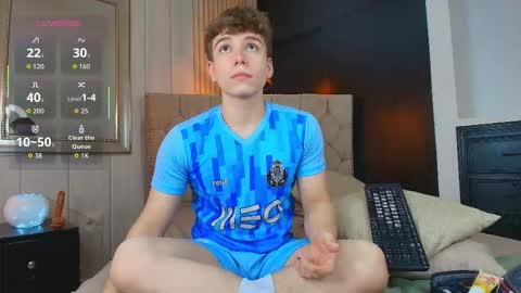 Femboy Max online show from 09/13/25, 12:38